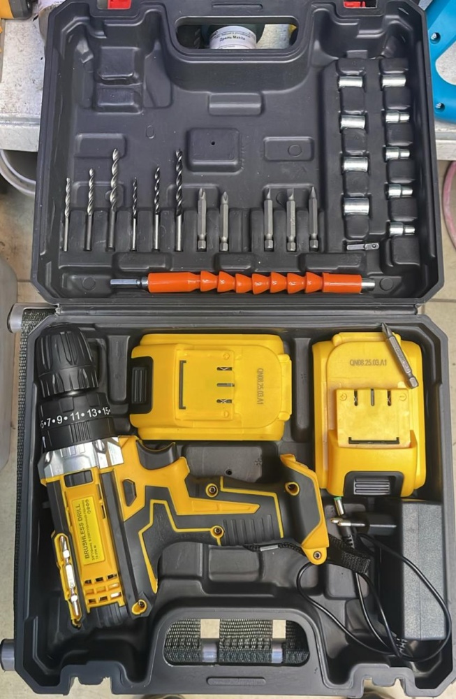 Шуруповерт "DeWALT" 48V (2 АКБ)