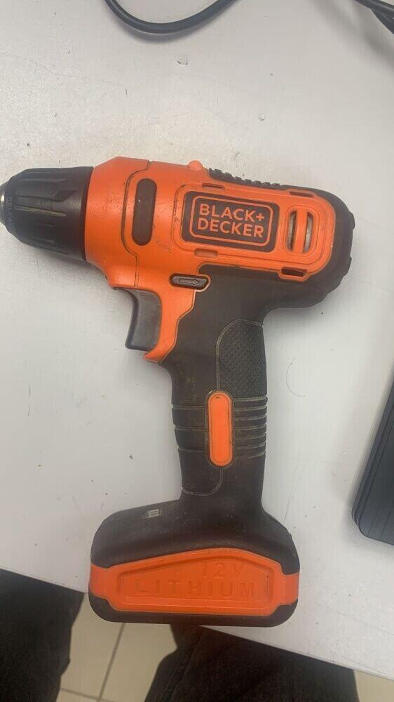 Шуруповерт Black Decker