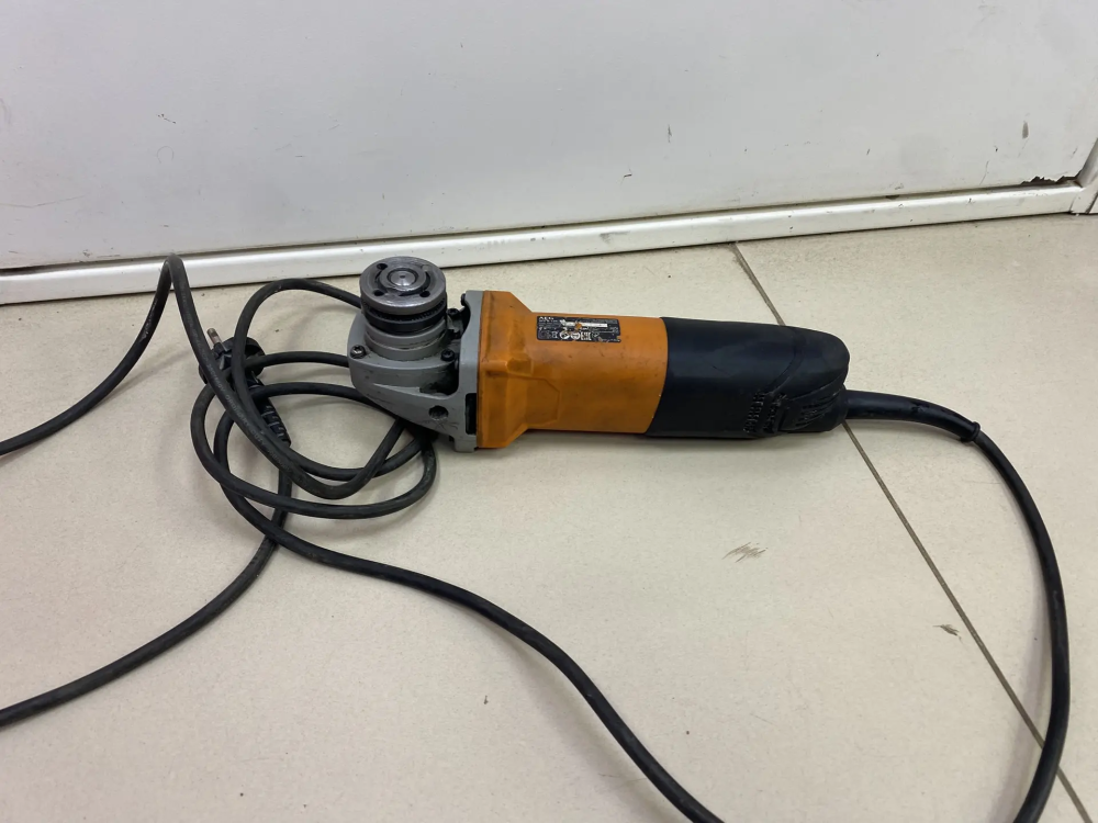 УШМ (Болгарка) AEG