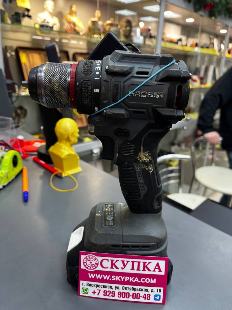 Шуруповерт Kross