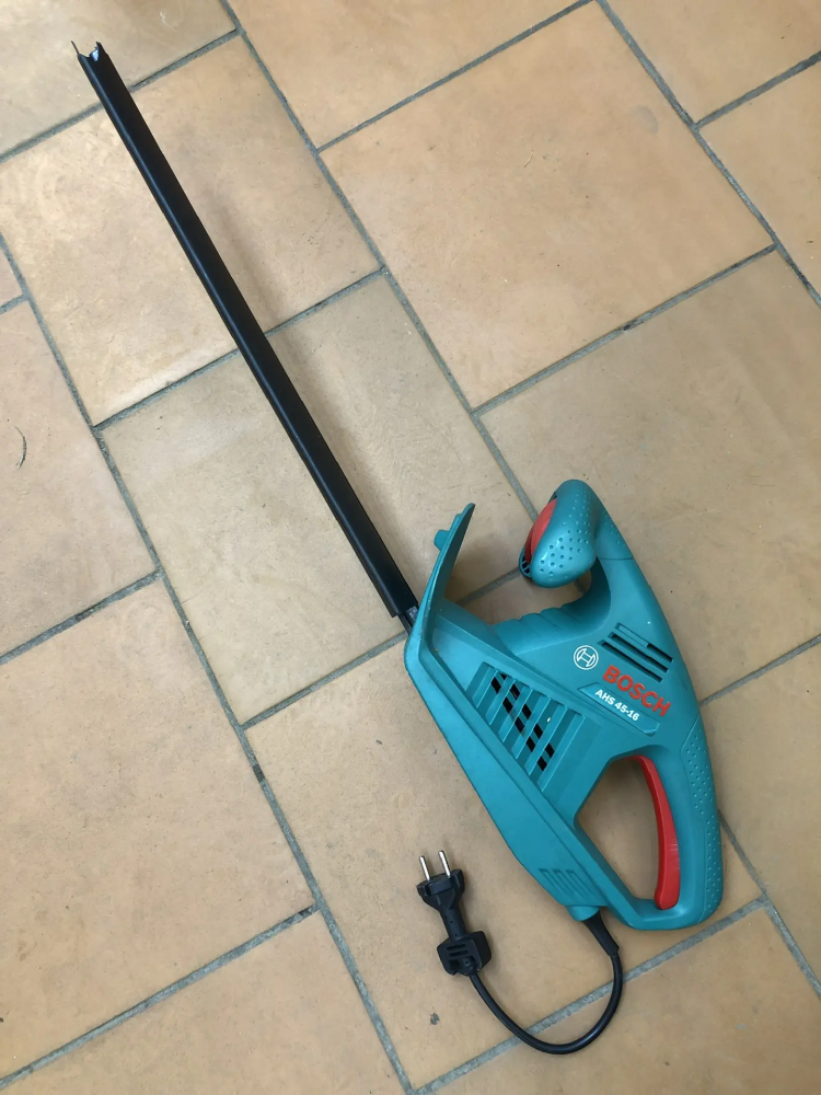 Кусторез BOSH AHS 45-16