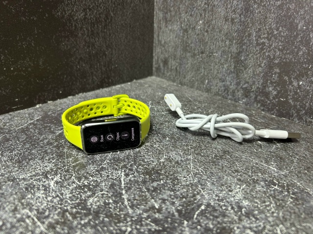 Фитнес-браслет Huawei band 10