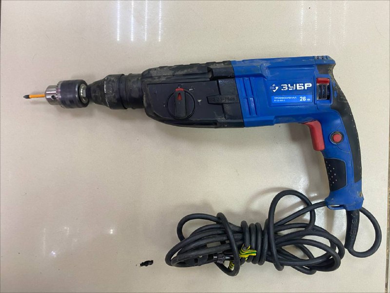 Перфоратор ЗУБР ЗП 26-800К