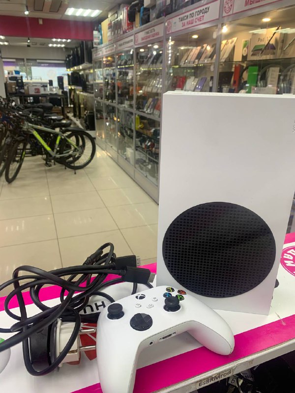 Игровая приставка XBOX Series S 512