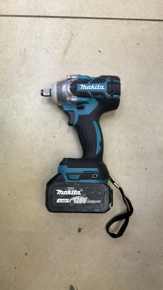 Гайковерт Makitа аккумуляторный